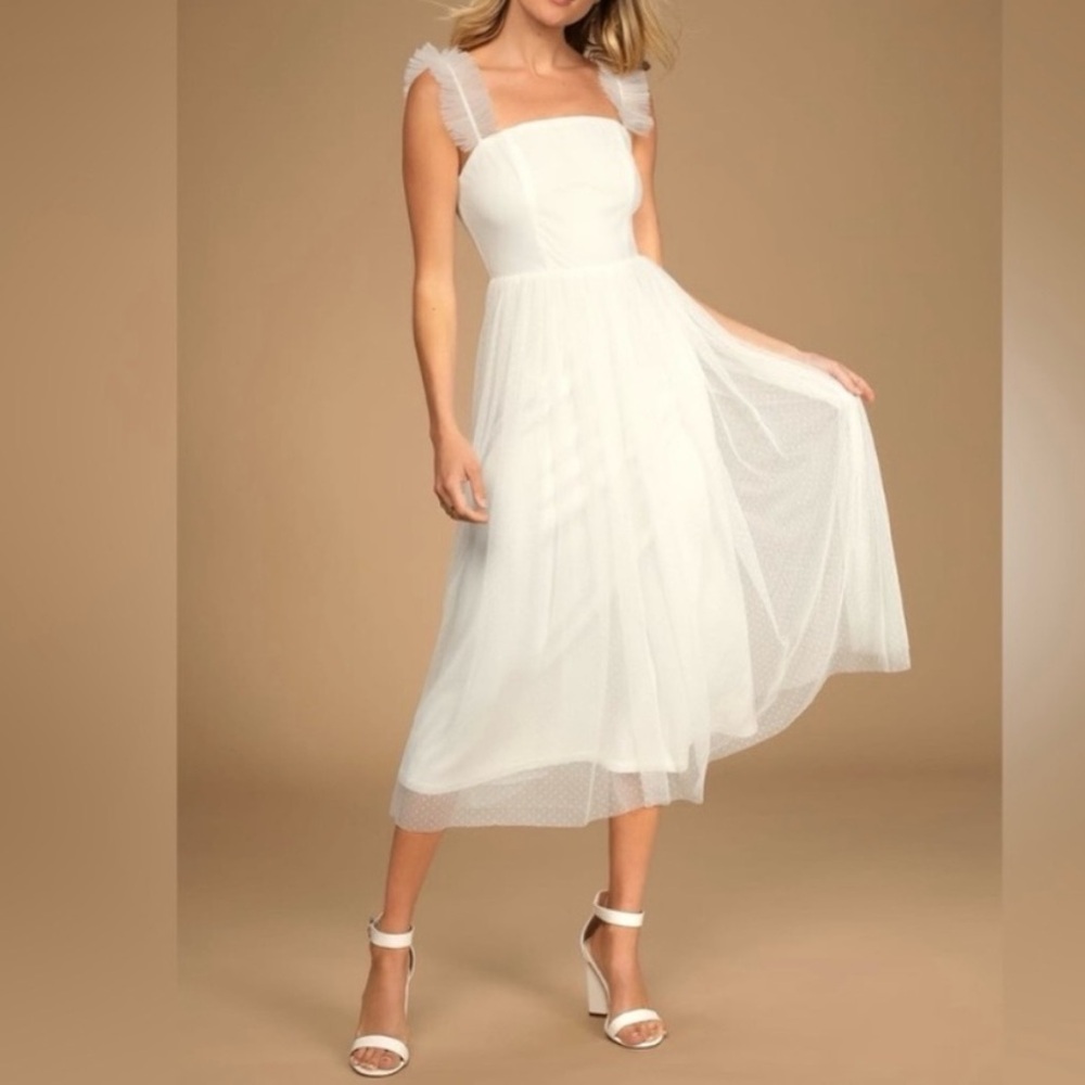 Lulus Divine Invitation